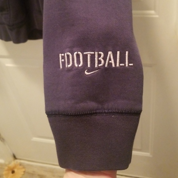 Hooded sweatshirt - Picture 2 of 2